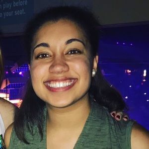 Meet your Posher, Christina